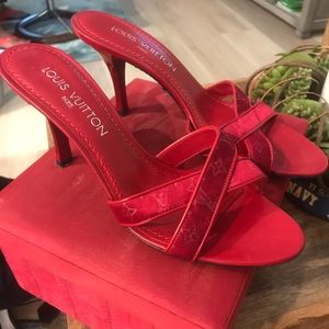 AUTHENTIC LV Heels